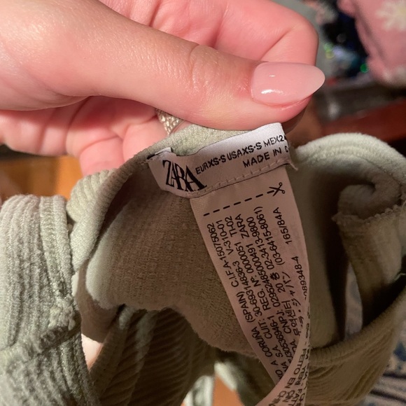 Zara Set - Picture 8 of 8